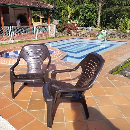Cabana Con Piscina-2